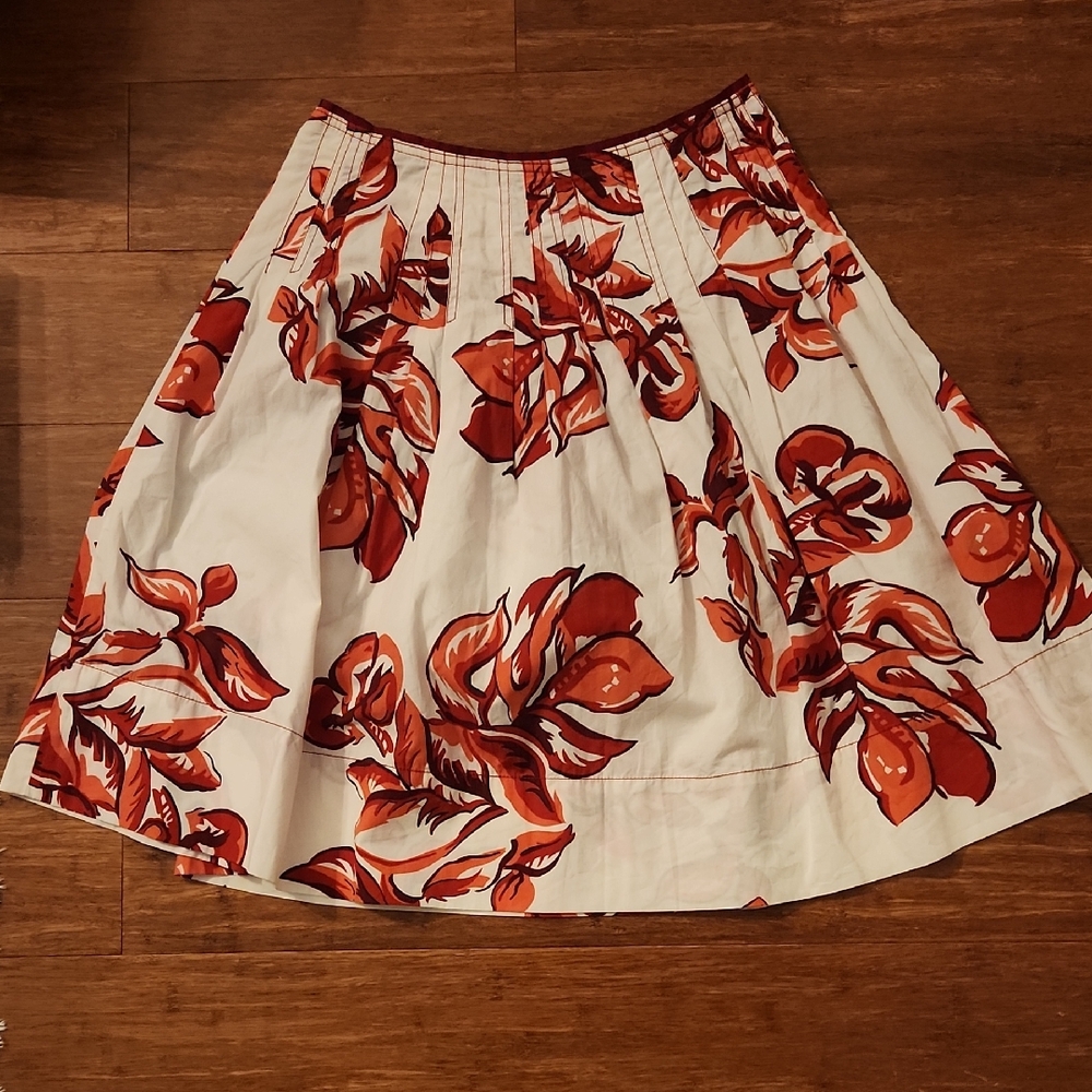 Zara Red and White Floral A-Line Skirt
